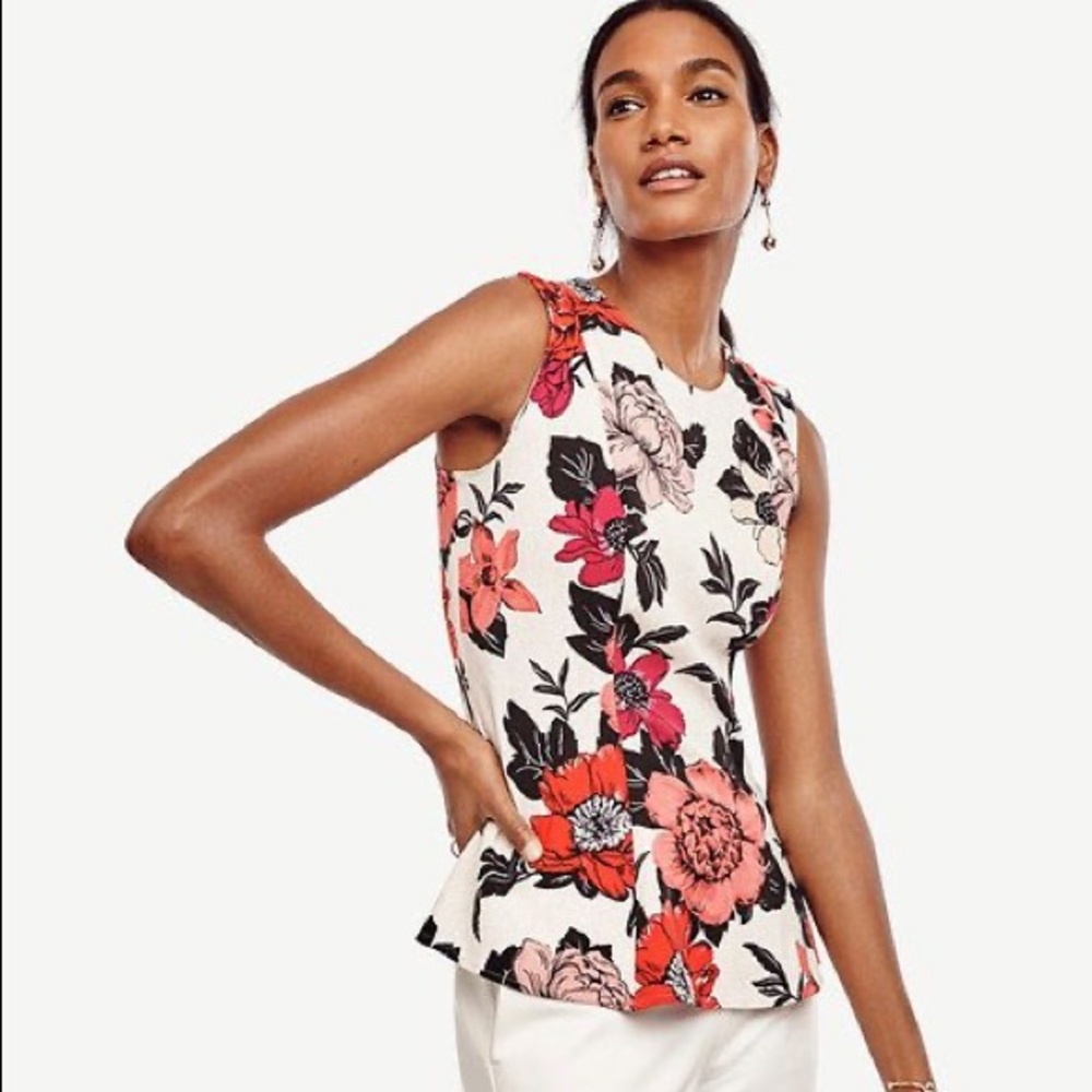 Ann Taylor Floral Peplum Shell, size XS Petite